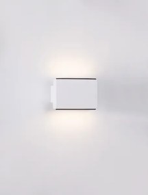 Minimalistické nastenné svietidlo Oti Biela