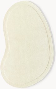 Ručne tuftovaný vlnený koberec v organickom tvare Kadey