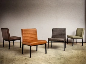 furniture-nabytek.cz - Čalúnená stolička Wingston z umelej kože, hnedá – 69×61×94 cm