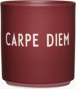 Hrnček's nápisom Favourite Carpe Diem