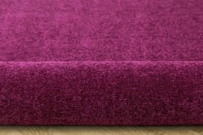Metrážny koberec CAROUSEL 114 NSF fialový