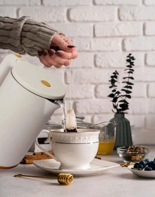 Bauerkraft Bezdrôtová cestovná rýchlovarná kanvica 1500 W 1,2 l otočná biela