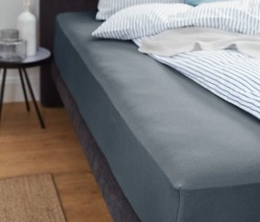 Džersejové napínacie prestieradlo, štandardná veľkosť, tmavosivé