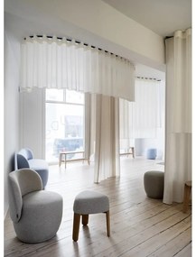 Sivý taburet z textílie bouclé KUON – Blomus