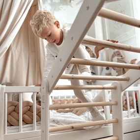 Čierny pikler trojuholník z borovicového dreva 61x112x94 cm Montessori – Meowbaby