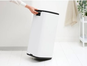 Biely dotykový oceľový odpadkový kôš 30 l Bo Touch – Brabantia