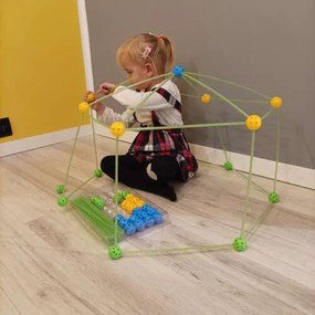 KRUZZEL Slamková stavebnica detskej pevnosti Funstruction - svietiaca - 64+36 ks