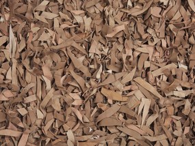 Kožený koberec 140 x 200 cm béžový MUT Beliani