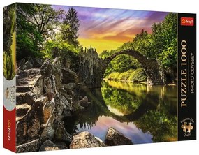 Trefl Puzzle Premium Plus - Photo Odyssey: Most v Kromlau, Nemecko 1000 dielov