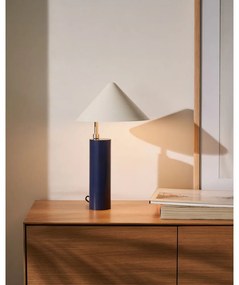 Tmavomodrá stolová lampa s kovovým tienidlom (výška 42 cm) Shiva – Kave Home