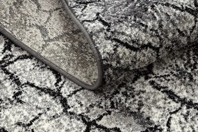 Koberec SILVER Terra popraskaná zem sivý