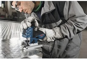 Priamočiara píla Bosch GST 150 CE