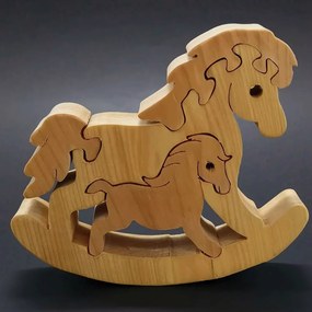 AMADEA Drevené puzzle hojdací kôň, masívne drevo dvoch druhov drevín, 13,5x11,5x3 cm