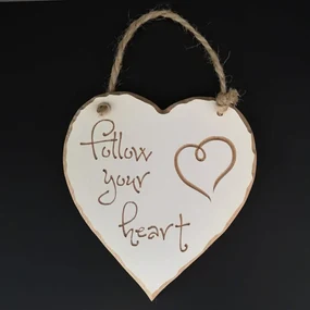AMADEA Drevené srdce s rytým textom - Follow your heart, masívne drevo, 16x15x1 cm