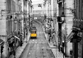 Fototapeta - Žltá električka (152,5x104 cm)