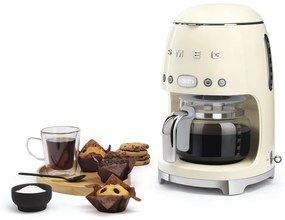 Krémovo-biely kávovar na filtrovanú kávu SMEG