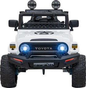 Ramiz Toyota FJ Cruiser pre deti biela + diaľkové ovládanie + pohon 4x4 + LED audio + EVA + pomalý štart