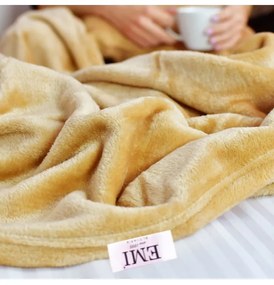 Deka svetlohnedá 150 x 200 cm EMI