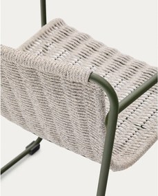 Sivozelená kovová záhradná stolička Maurina – Kave Home