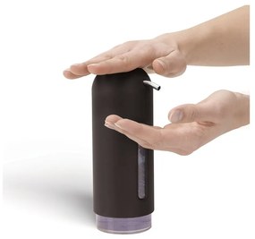 Čierny plastový dávkovač mydla 350 ml Penguin – Umbra