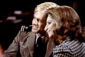 Umelecká fotografie Robert Redford And Barbra Streisand, The Way We Were 1973 Directed By Sydney Pollack, (40 x 26.7 cm)