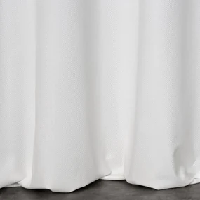 ZATEMŇOVACÍ ZÁVES NA KRÚŽKOCH MILO 140X250 CM BIELA