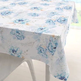 Biante Teflónový štvorcový obrus TF-087 Modré kvety na geometrickom bielom 140x140 cm