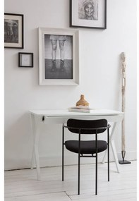 Čierna zamatová jedálenská stolička Ivy – WOOOD