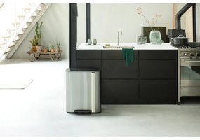 Nášľapný oceľový odpadkový kôš na triedený odpad v matne striebornej farbe 60 l Bo – Brabantia