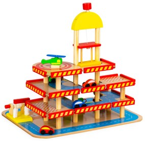 Veľká drevená garáž s výťahom + autá