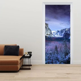 Fototapeta na dvere - Zimná horská krajina (95x205cm)