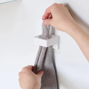 Biely plastový multifunkčný držiak Film Hook – YAMAZAKI