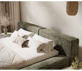 Tmavozelená čalúnená dvojlôžková posteľ s úložným priestorom s roštom 200x200 cm Voliera – Maison de Rêve