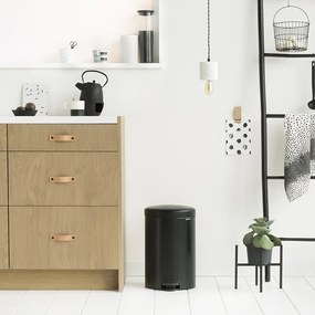 Brabantia Pedálový kôš NewIcon 20L Matná čierna