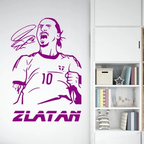 Veselá Stena Samolepka Futbalista Zlatan Ibrahimovič Farba: fialová, Veľkosť: 100 x 68 cm