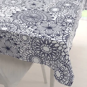 Biante Bavlnený obdĺžnikový obrus Sandra SA-274 Tmavo modré mandaly na bielom 80x120 cm