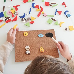 Korková doska s pribíjajúcimi tvarmi – Zvieratká, 150 dielov