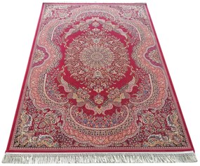 Exkluzívny červený koberec s krásnym vzorom