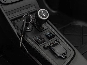 Ramiz Audi Spyder R8 LIFT vozidlo Sivá