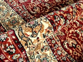 DC Koberec Orient 1043 červená Rozmer: 60×100 cm