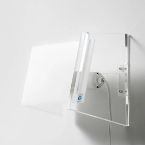 Nástenná lampa Leena, ľavá varianta