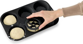 Perforovaná forma na pečenie žemlí