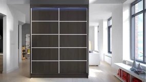 Posuvná skriňa Belgia IV, Farby: čierny / dub artisan, Osvetlenie: osvetlenie LED RGB - farebné