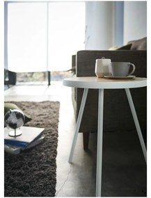Okrúhly odkladací stolík 48x49 cm Tower – YAMAZAKI