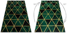 Koberec EMERALD exkluzívny 1020 glamour, styl marmur, trojuholníky fľaškovo zelený / zlatý