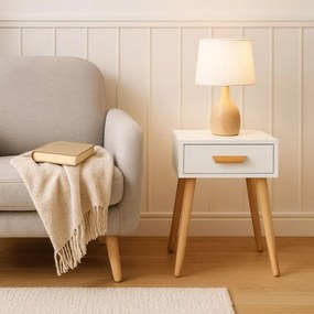 Moderný nočný stolík ModernHome