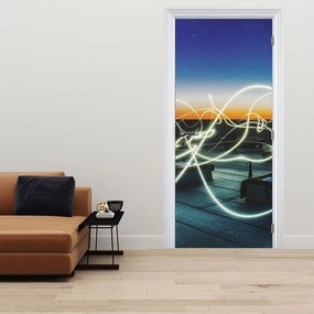 Fototapeta na dvere - Pohľad na oblohu zo strechy (95x205cm)