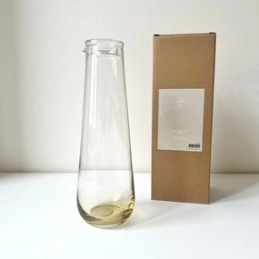 Broste Copenhagen Sklenená karafa s viečkom Amber 800ml