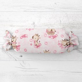Biante Detský vankúš valec bonbon Sandra SA-438 Ružové žirafy na bielom 15x60 cm