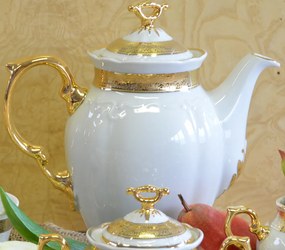 Thun kávová súprava Maria Louise zlatá 17-dielná